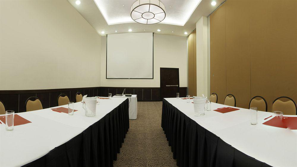 Fiesta Inn Express Ciudad Obregon Exterior photo